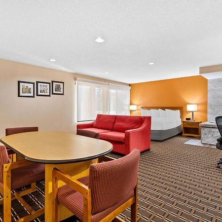 Days Inn By Wyndham Black River Falls - Access To Atv Trail Exterior foto